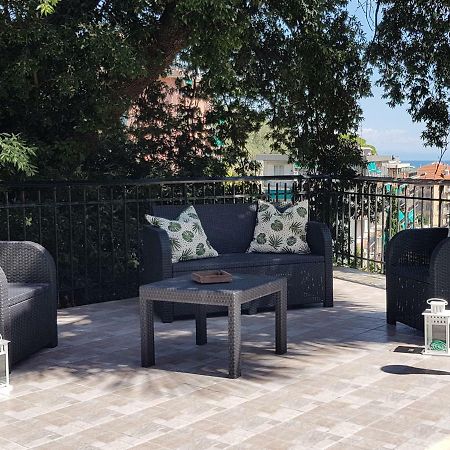 Garden Apartment سيلي ليجور المظهر الخارجي الصورة